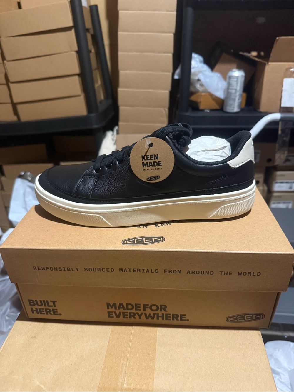 KEEN Men's Black KM1 Leather Court Sneaker Size 9.5
